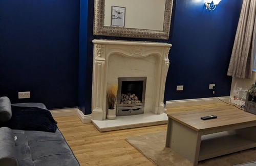 Leicester House | The River Soar Retreat