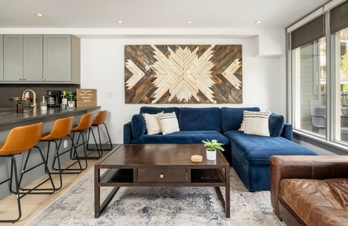 Telluride Condo | The River Trail Retreat: Waterfalls and Festivals