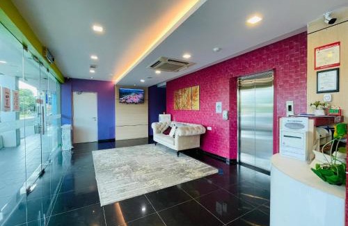 Tanjong Bidara Hotel | The Riverfront Hotel