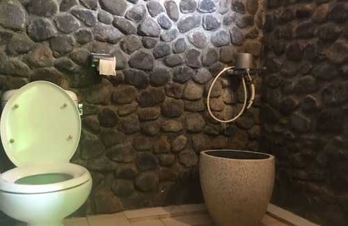 Candi Binangun Hotel | The Riverside Javanese Cottages