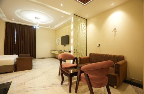Greater Noida Hotel | The Riverstone Inn