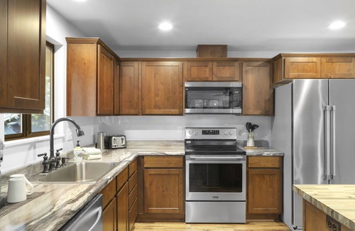Galice House | The Riverview House!