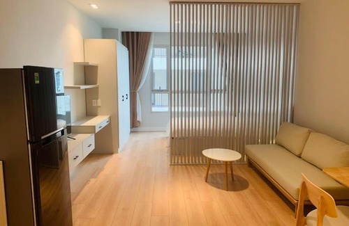 Ben Nghe Apartment | The Rixx Business Apartment @D1/Netflix/sauna/gym