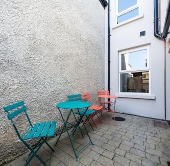 Londonderry House | The Rosemount