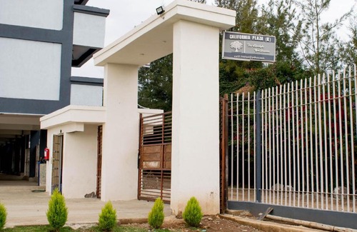 Nanyuki Bed & Breakfast | THE ROBERTs SPACIOUS ONE BEDROOM