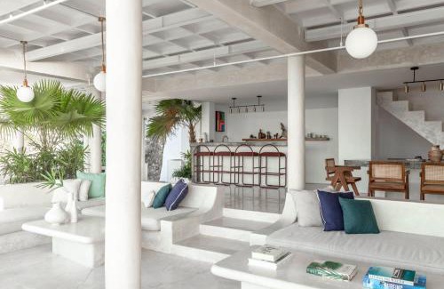 Tanjungbenoa Villa | The Rocks
