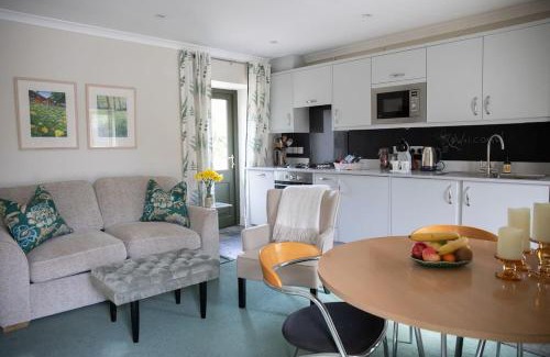 Redbrook House | The Rookery Cottage - Newland