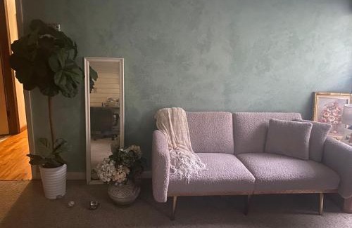 Addison Heights Bed & Breakfast | The Room and Board