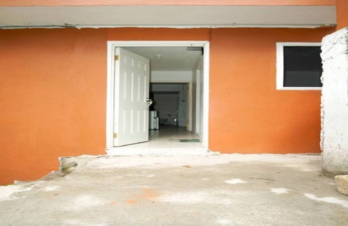 Port Antonio House | The room of the city of Ioannis Paradisos 1
