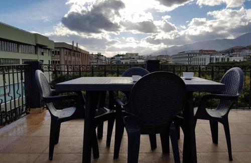 Messina House | The Rooms in Cairoli Square, Apartment