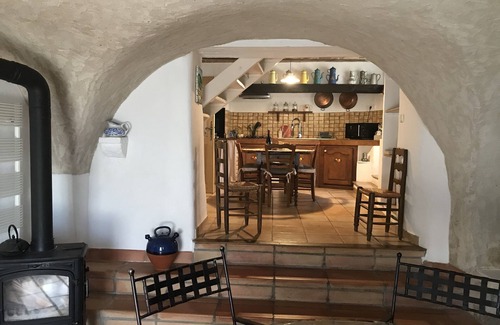 Cornillon-sur-lʼOule House | The roost of crows