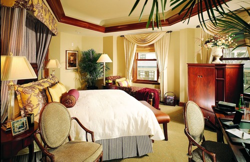 Pleasanton Hotel | The Rose Hotel