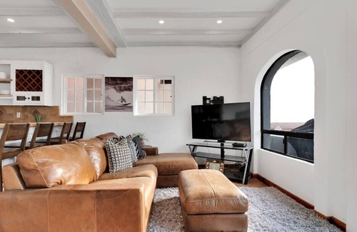 Baja del Mar Villa | The Rose in Rosarito|150 ft from the beach