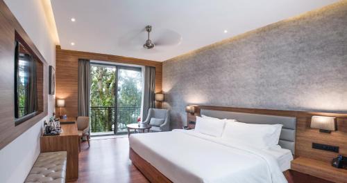 Bhimtal Hotel | The Rosefinch Sarovar Portico