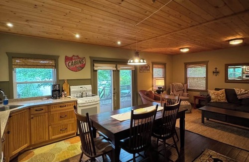 Utterson Cottage | The Rosie - Muskoka Cottage on Semi Private Lake