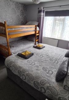 Paignton Bed & Breakfast | The Roslyn Guest House