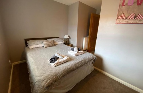 Anstruther House | The Roundal