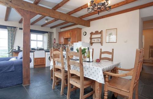 Saint Gennys Cottage | The Roundhouse - TBE