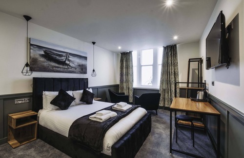 Morecambe Hotel | The Royal Bar & Shaker