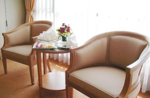 Salaya Hotel | The Royal Gems Golf Resort