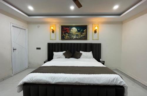 Faridabad Hotel | THE ROYAL Inn
