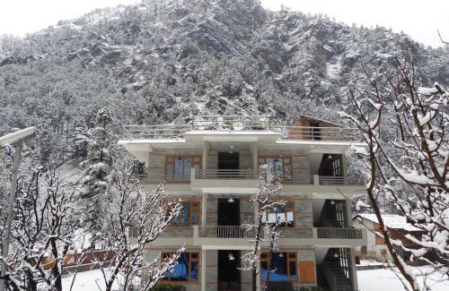 Kasol Hotel | The Royal Orchard Kasol