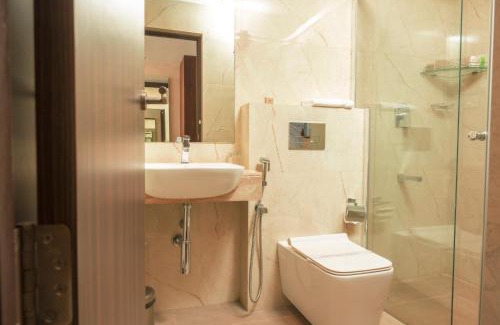 Nedumbassery Hotel | THE RUNWAY HOTEL