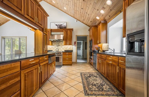 Thayerville House | The Rusty Nail