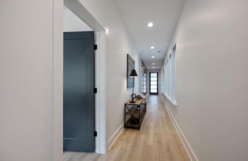 Radnor House | The Ryman 4 Bedroom Haven with Scenic Rooftop