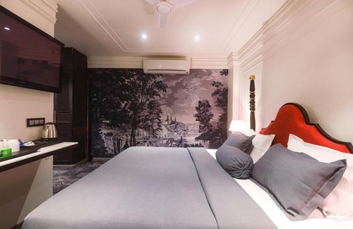 Safdarjung Enclave Hotel | The Saga Hotel Green Park