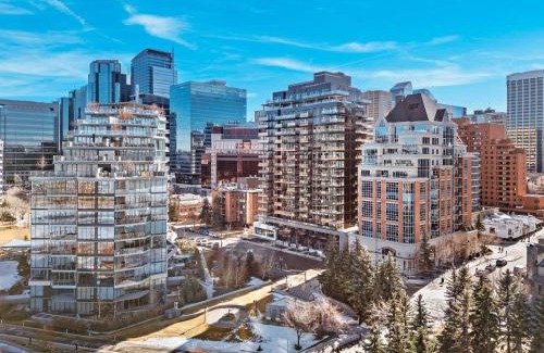 Eau Claire Apartment | The Sage Nook DT Gym River Walk