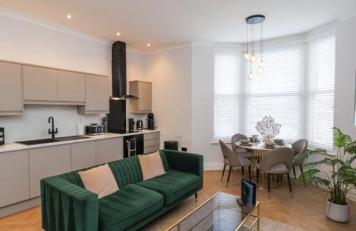 Scarborough City Centre Apartment | The Salisbury sleeps 4 Classic Apartment