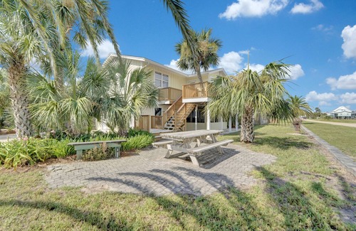 St. George Island House | The Salty Snapper