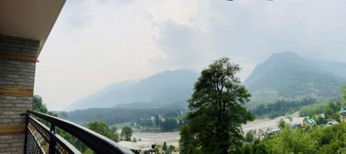 Vashist Hotel | The Sana Luxury Stay, Manali