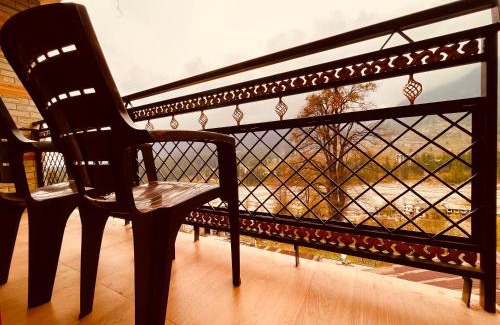 Vashist Hotel | The Sana Luxury Stay, Manali
