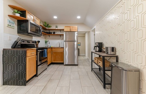 St. Petersburg - Clearwater Apartment | The Sanctuary Apartment at The Urban Standard #3