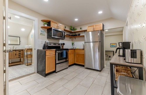St. Petersburg - Clearwater Apartment | The Sanctuary Apartment at The Urban Standard #3