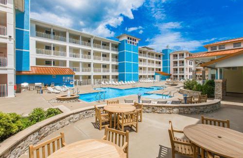 Sandbridge Apartment | The Sanctuary - Atlantic Breeze 101B