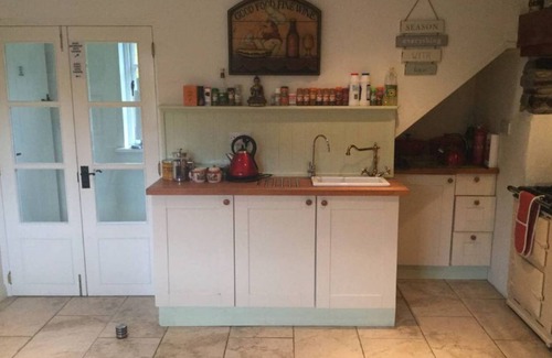 Murroogh House | The Sanctuary: Secluded 5 Bed Cottage sleeps 11