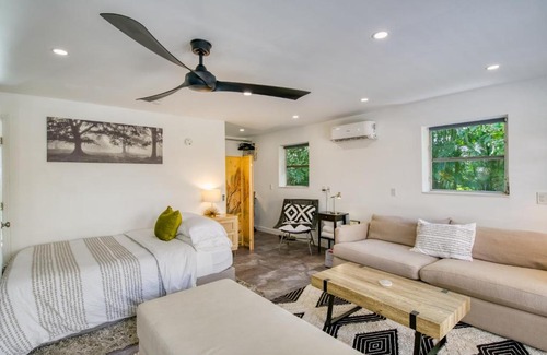 Poiciana Park II House | The Sanctuary