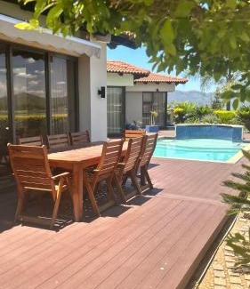 Hartbeespoort Villa | The Sanctum