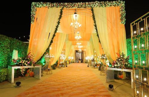 Bandhwari Hotel | The Sandalwood By La Carnation I Faridabad-Gurgaon road