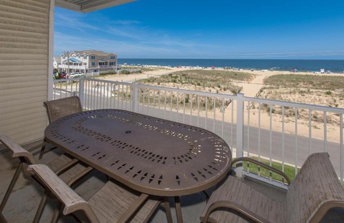 Sandbridge Apartment | The Sandbridge Dunes - Dreamery 212