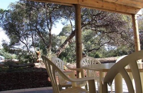Warrenben House | 'The Sands' - spacious holiday home for large groups of family & friends.