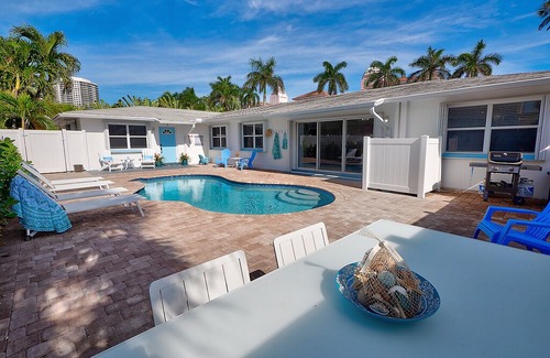 Singer Island Apartment | "The Sandy Shore 2" 5-Star Retreat