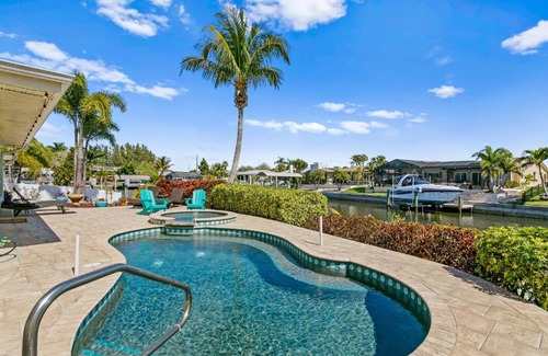 Coral Shores House | The Sapphire Sea Star
