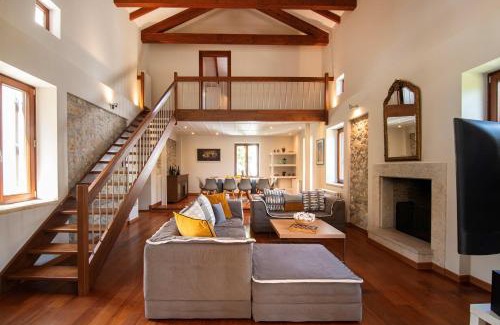 Agii Theodori House | The Saronic Villa - Jungle on the sea