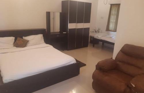 Palakkodu Hotel | The Savoy Farmstay