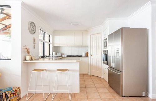 Scarborough House | The Scarborough Beach House - 500m from the Beach
