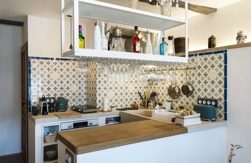 Chevroches Apartment | The Sculptor's apartment